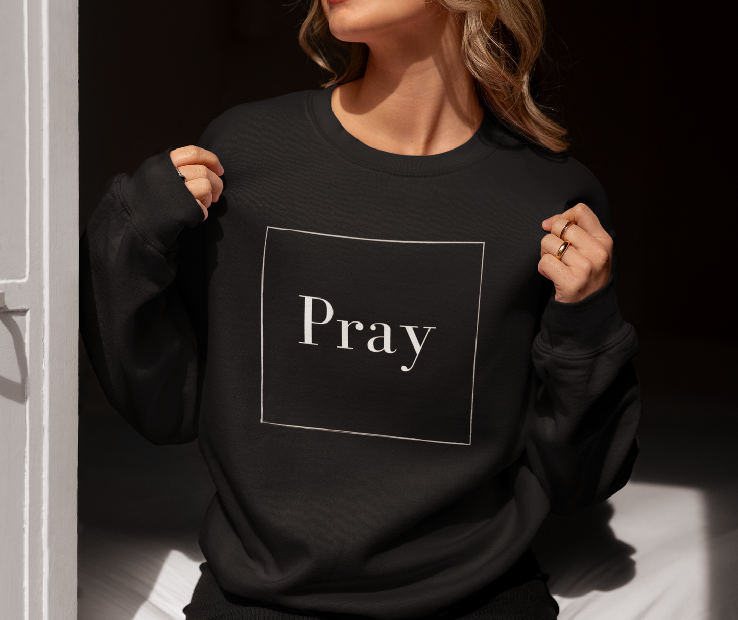 Pray Women's Sweatshirt